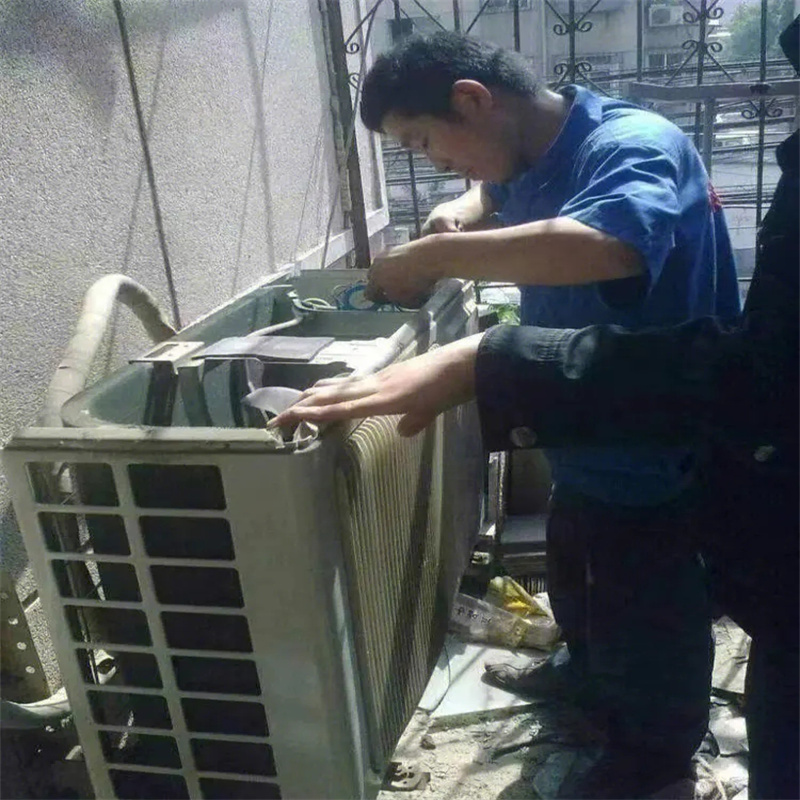 深圳宝安沙井空调内机漏水上门维修大概多少钱